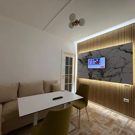 Apartamento By The Durrës